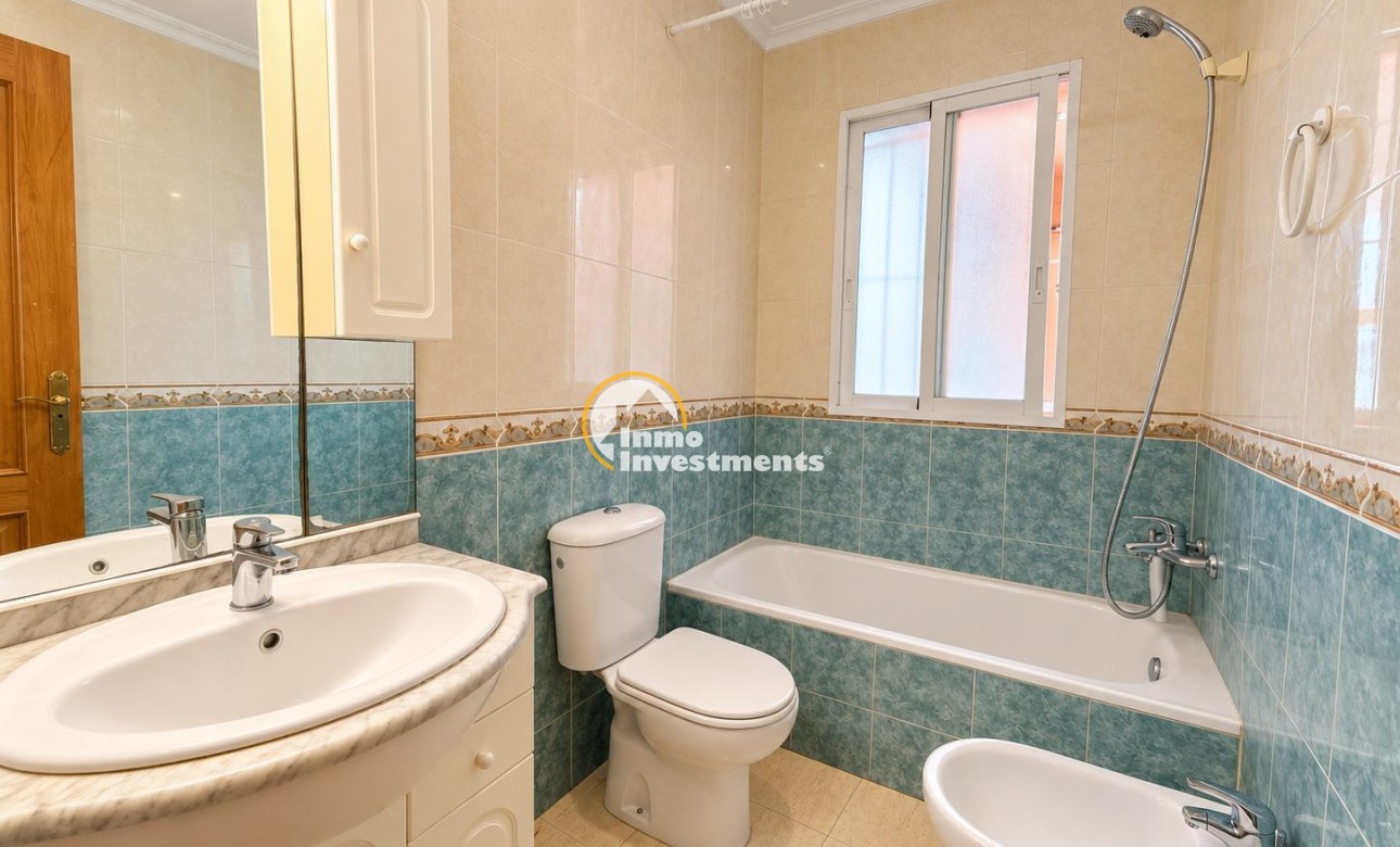 Resale - Studio  - Torrevieja - Estacion de autobuses