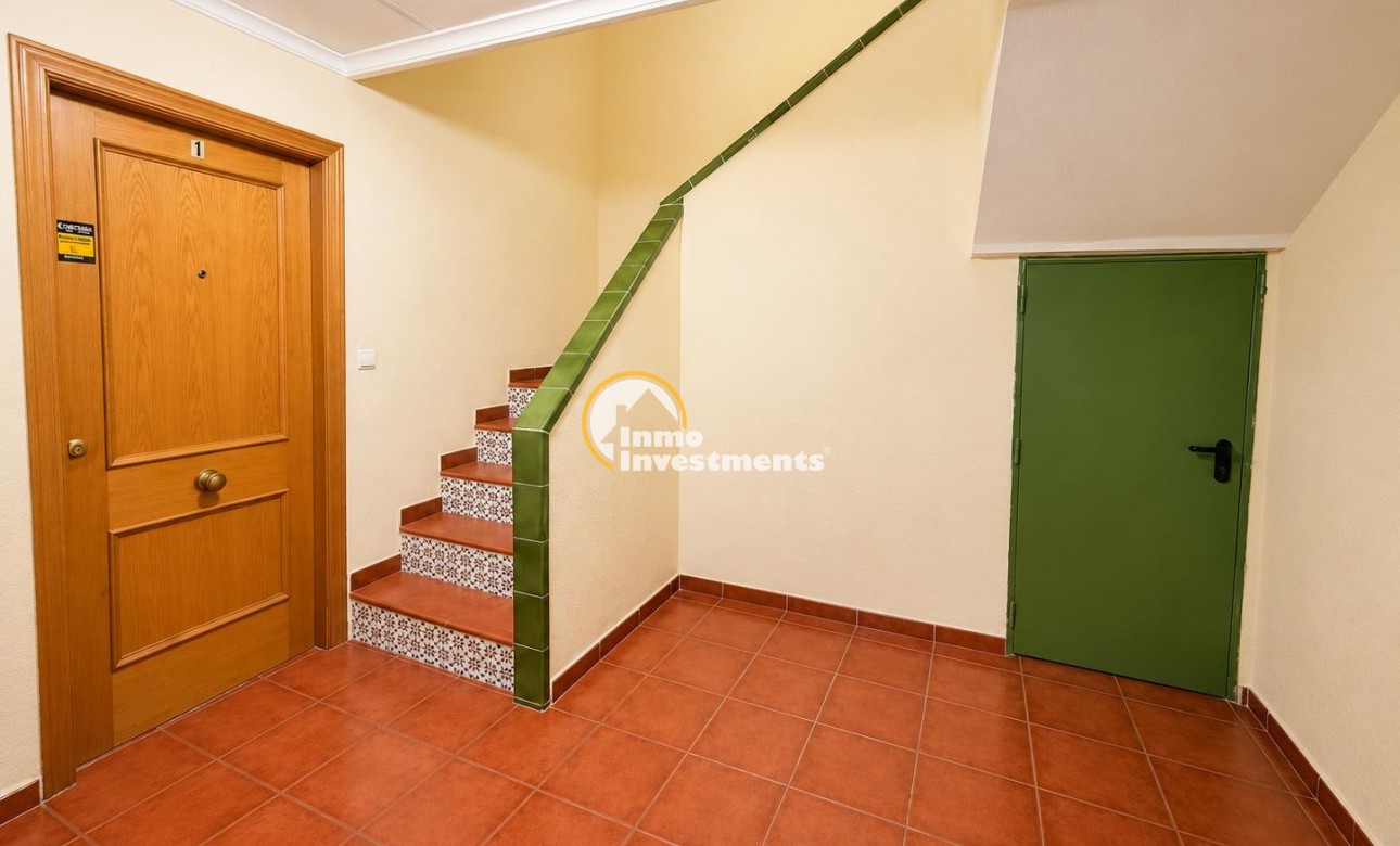 Resale - Studio  - Torrevieja - Estacion de autobuses