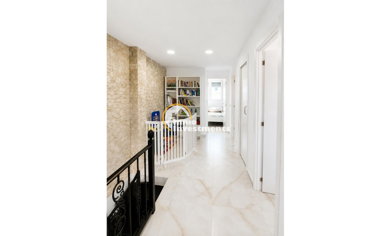 Resale - Town house - Torrevieja - Los Balcones