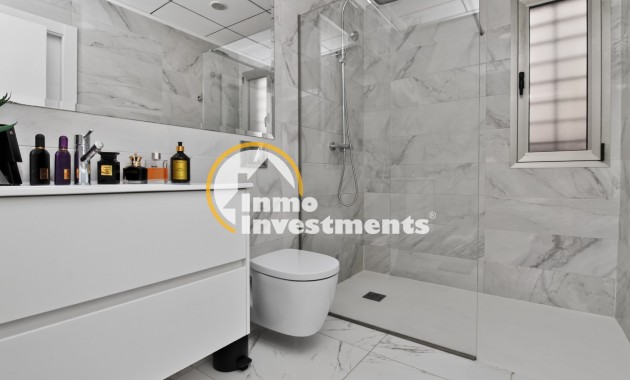Gebrauchtimmobilien - Villa - Villamartin