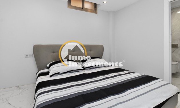 Gebrauchtimmobilien - Villa - Villamartin