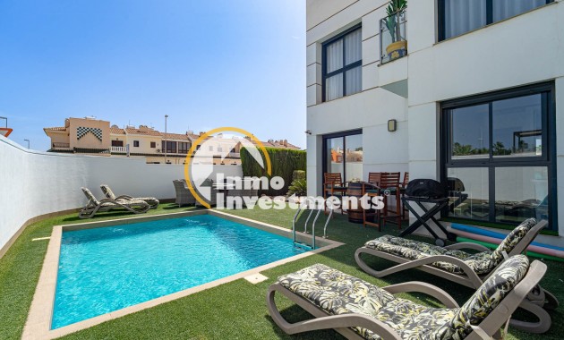 Reventa - Chalet independiente - Ciudad Quesada