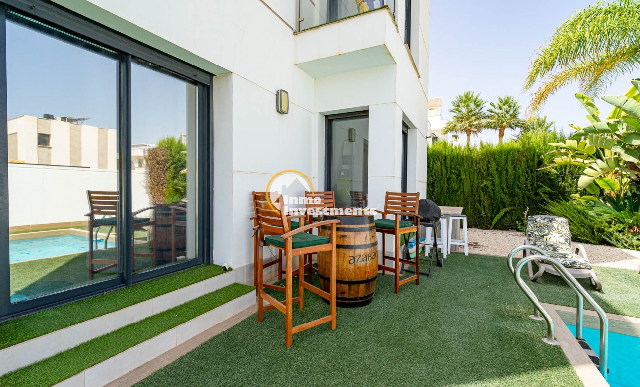 Reventa - Chalet independiente - Ciudad Quesada