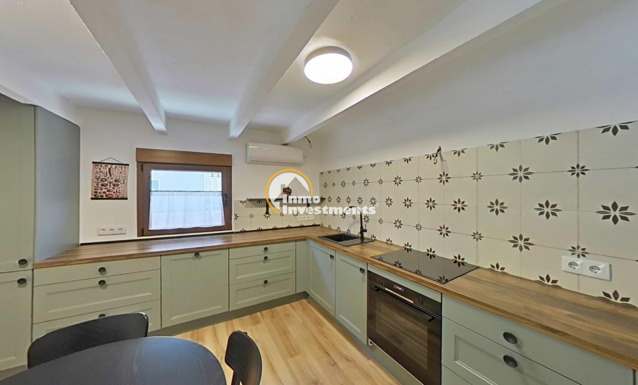 Resale - Villa - Formentera del Segura - CENTRO