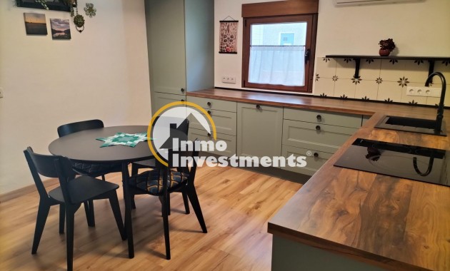 Resale - Villa - Formentera del Segura - CENTRO
