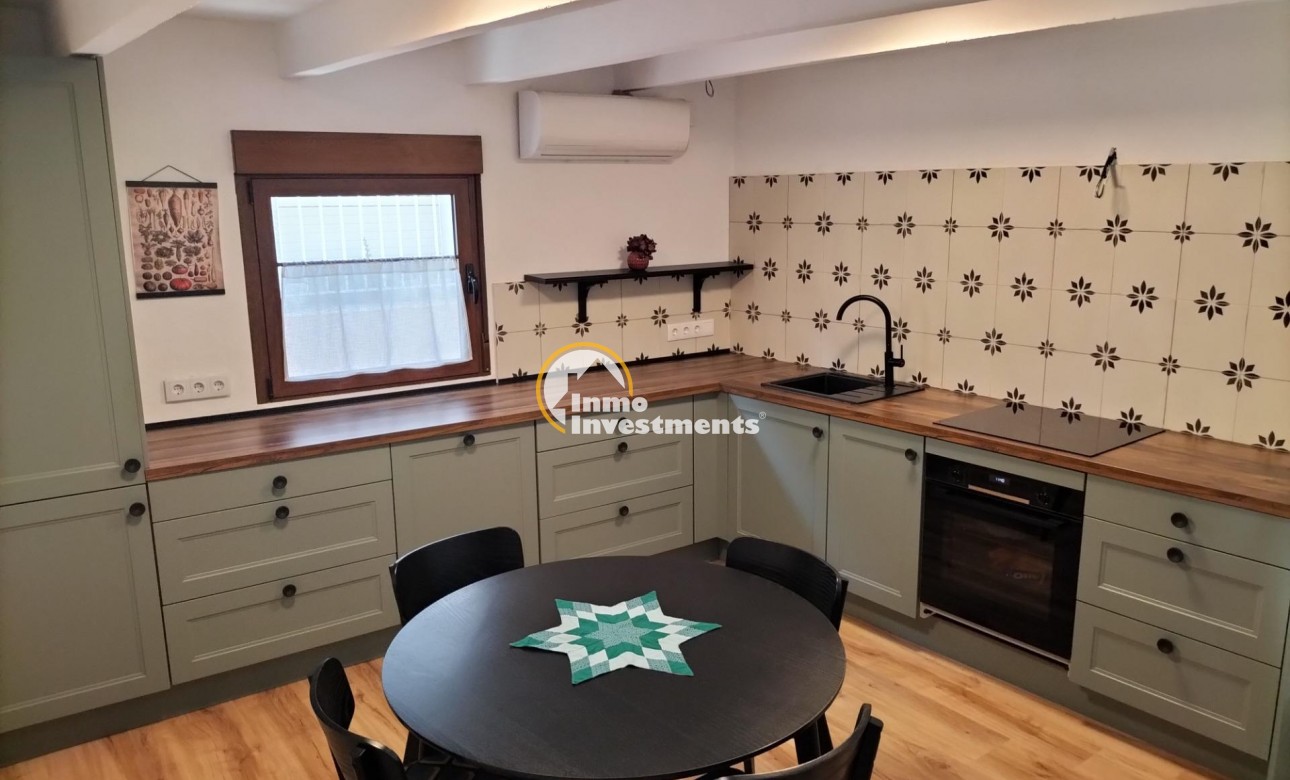 Resale - Villa - Formentera del Segura - CENTRO