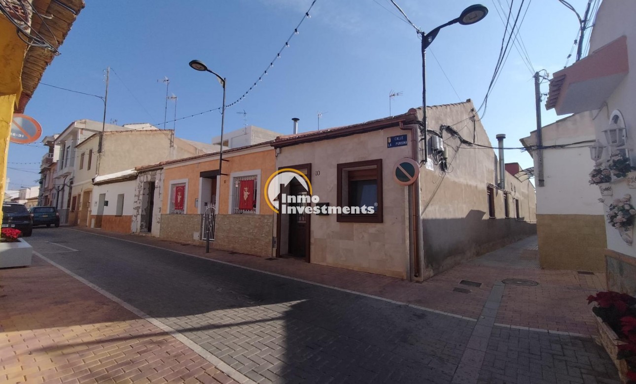 Resale - Villa - Formentera del Segura - CENTRO