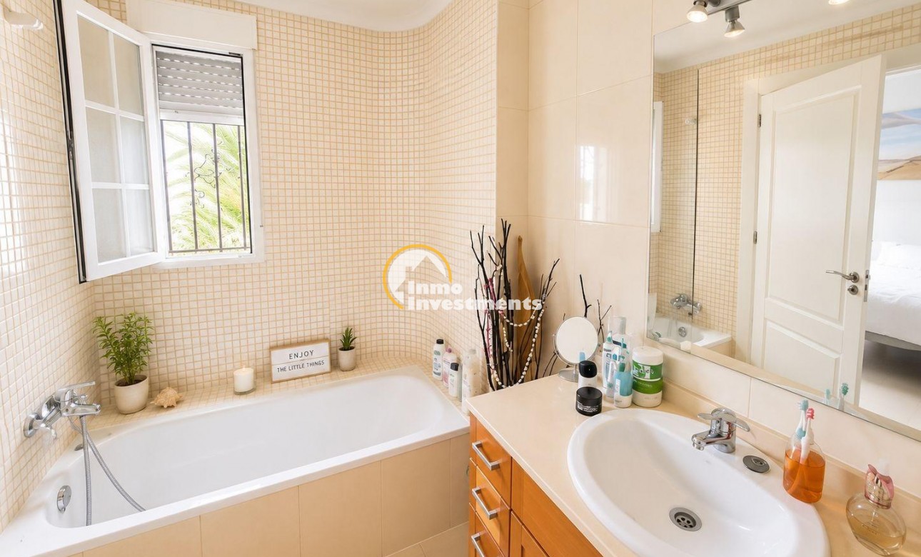 Resale - Villa - San Fulgencio - La Marina