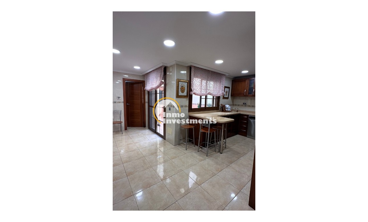 Resale - Apartment - San Miguel de Salinas - San Miguel