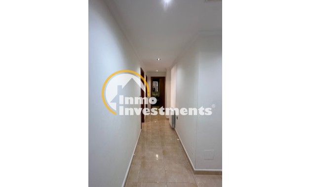Resale - Apartment - San Miguel de Salinas - San Miguel