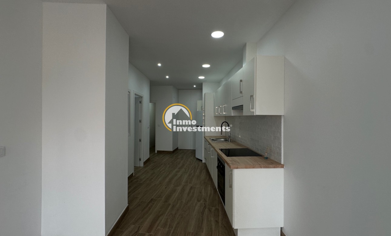 Resale - Apartment - Torrevieja - Centro