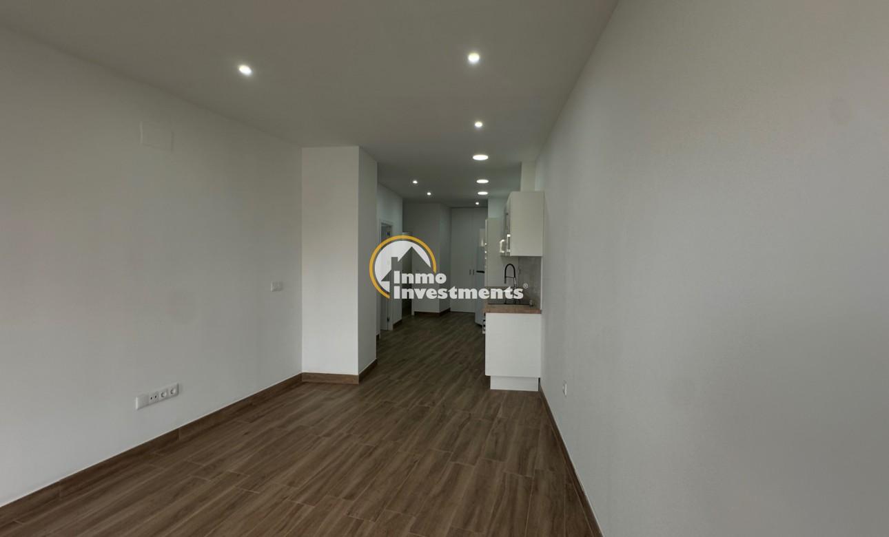 Resale - Apartment - Torrevieja - Centro