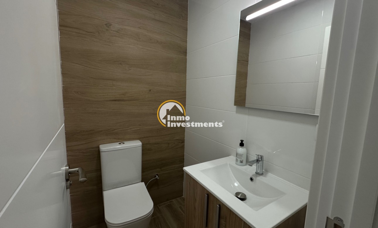 Resale - Apartment - Torrevieja - Centro