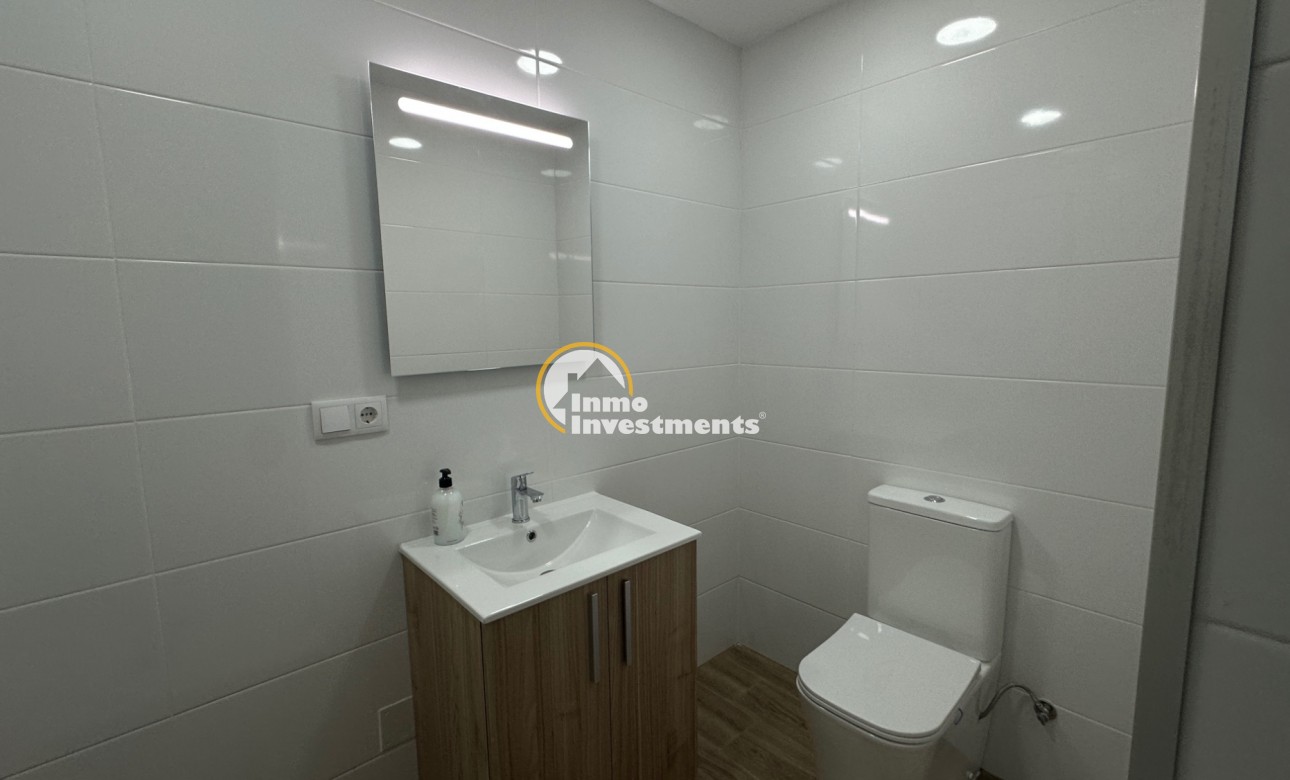Resale - Apartment - Torrevieja - Centro