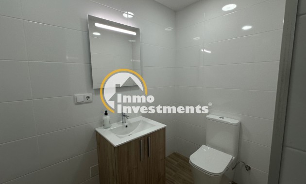Resale - Apartment - Torrevieja - Centro