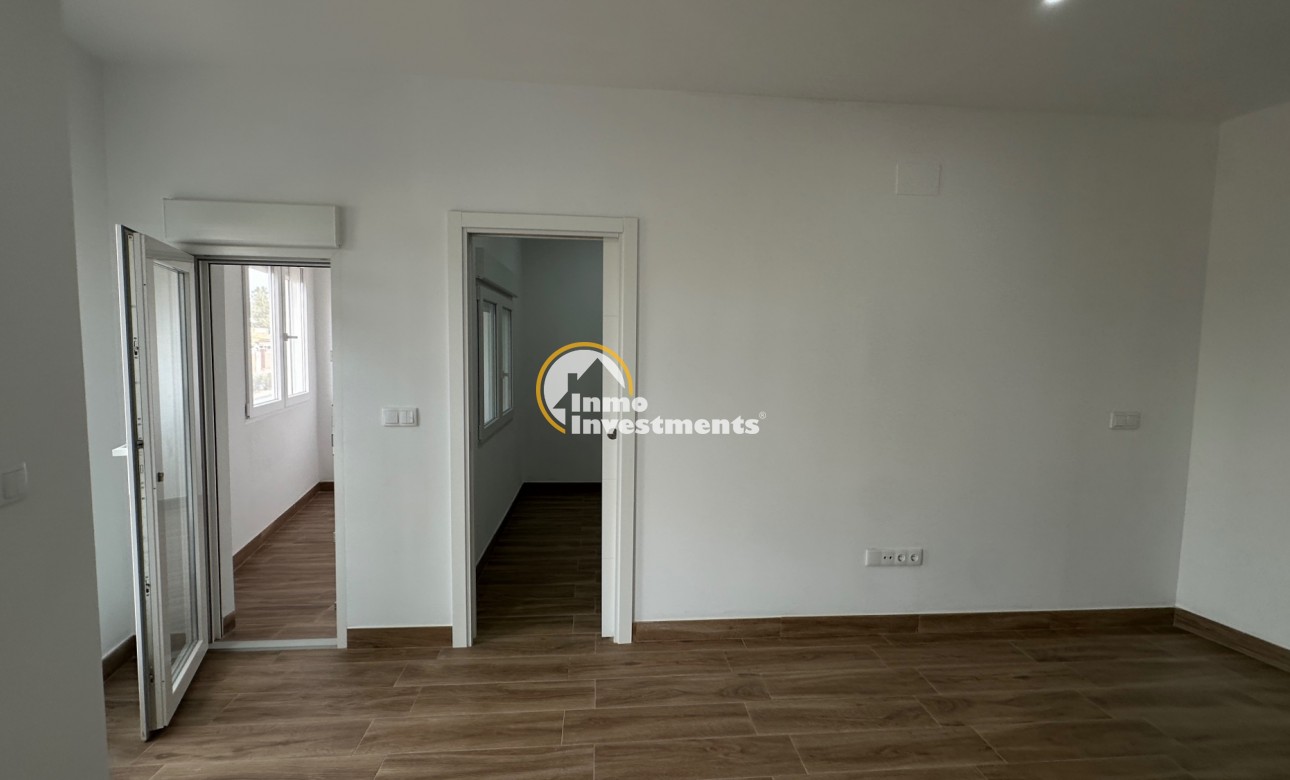 Resale - Apartment - Torrevieja - Centro