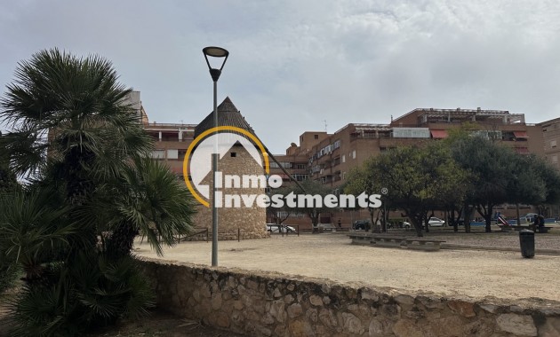 Resale - Apartment - Torrevieja - Centro