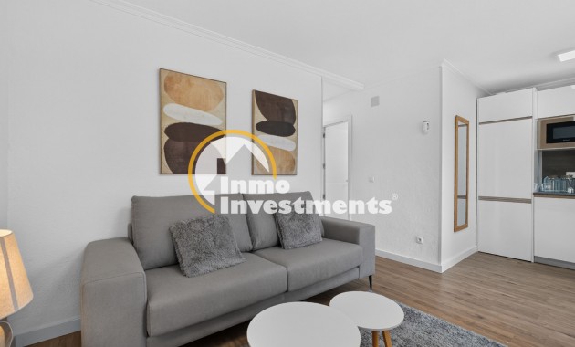 Resale - Bungalow - Orihuela - Villamartin