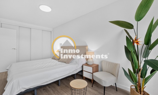 Resale - Bungalow - Orihuela - Villamartin