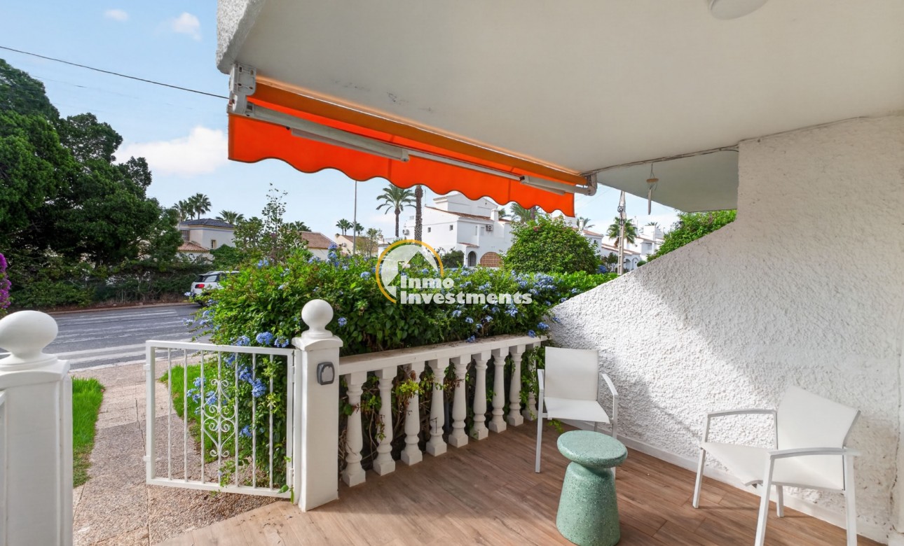 Resale - Bungalow - Orihuela - Villamartin