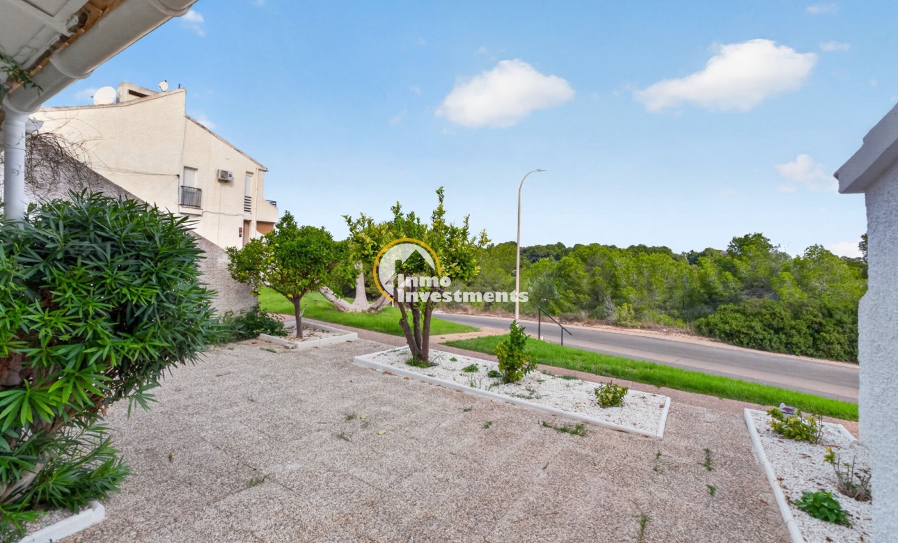 Resale - Bungalow - Orihuela - Villamartin