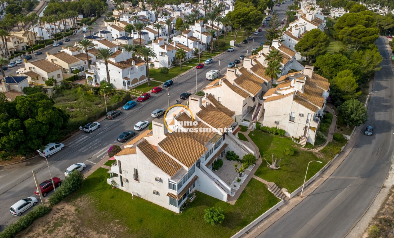 Resale - Bungalow - Orihuela - Villamartin
