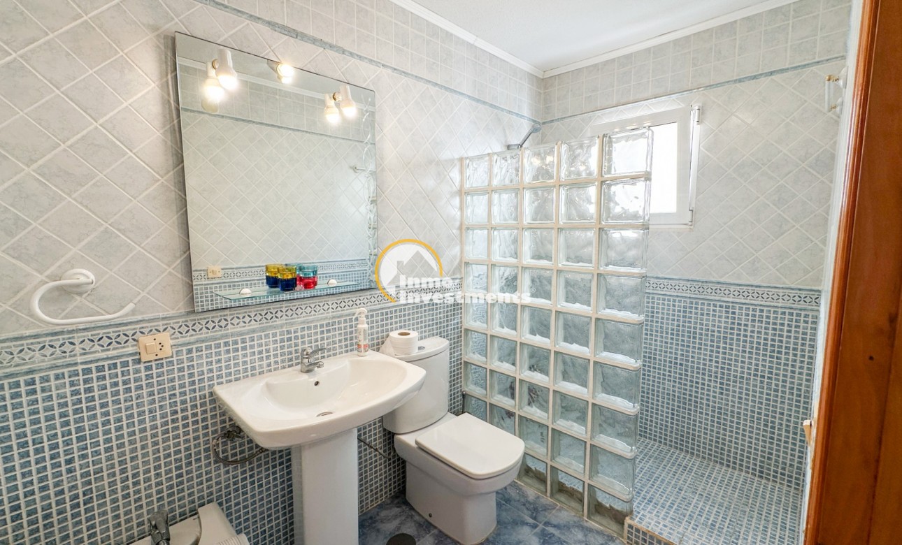 Reventa - Chalet adosado - Orihuela Costa - Playa Flamenca