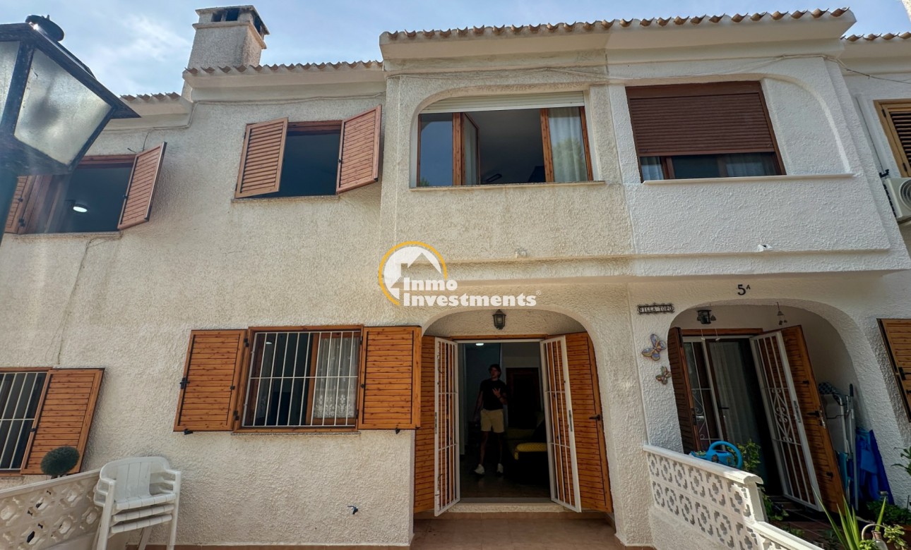 Reventa - Chalet adosado - Orihuela Costa - Playa Flamenca