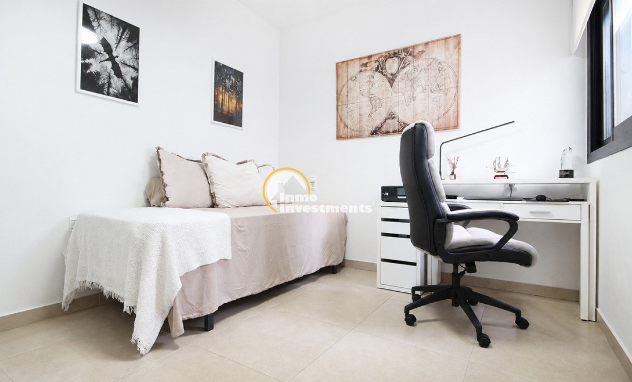 Gebrauchtimmobilien - Reihenhaus - Los Dolses