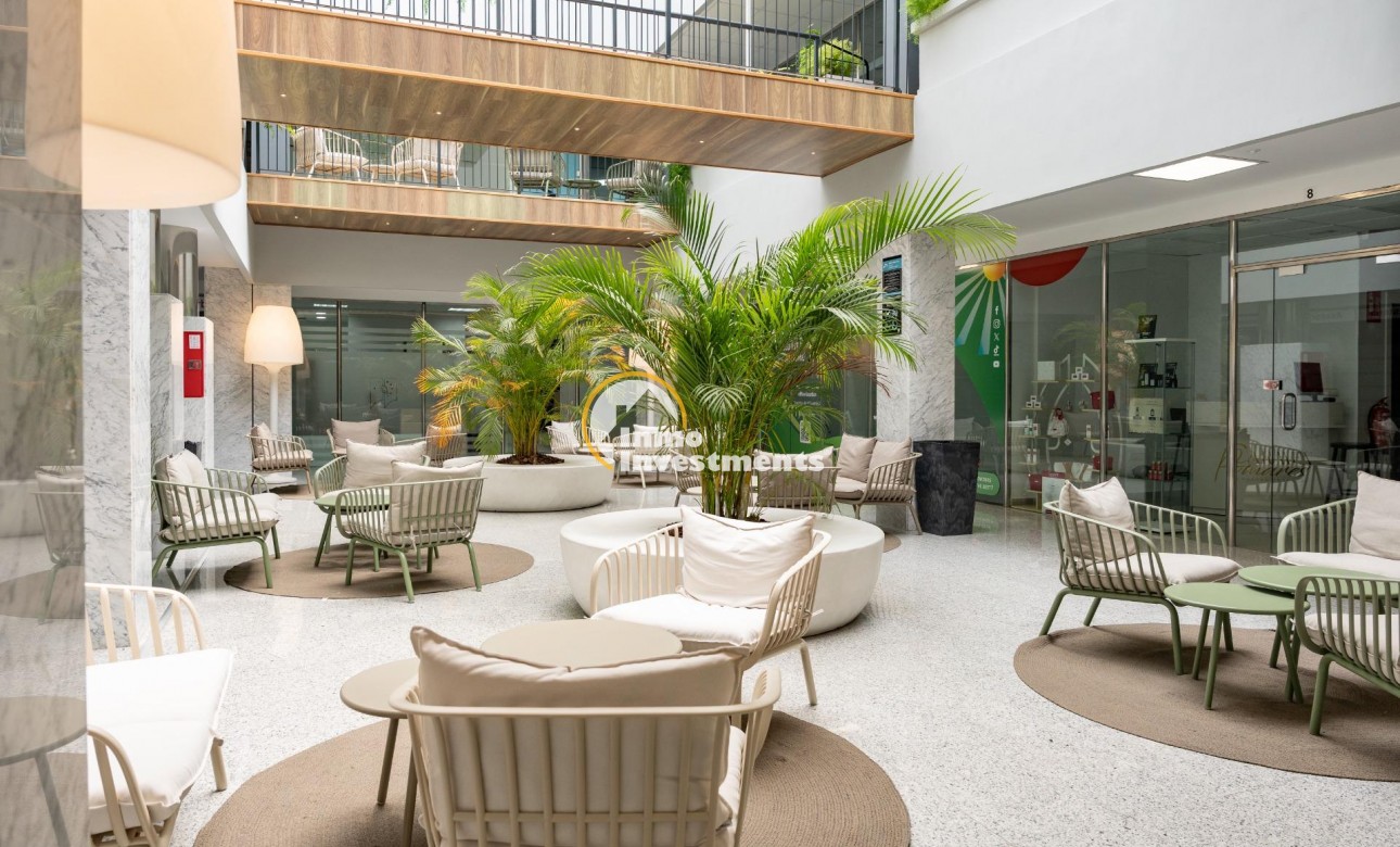 Long term rental - Commercial - Orihuela Costa - Playa Flamenca