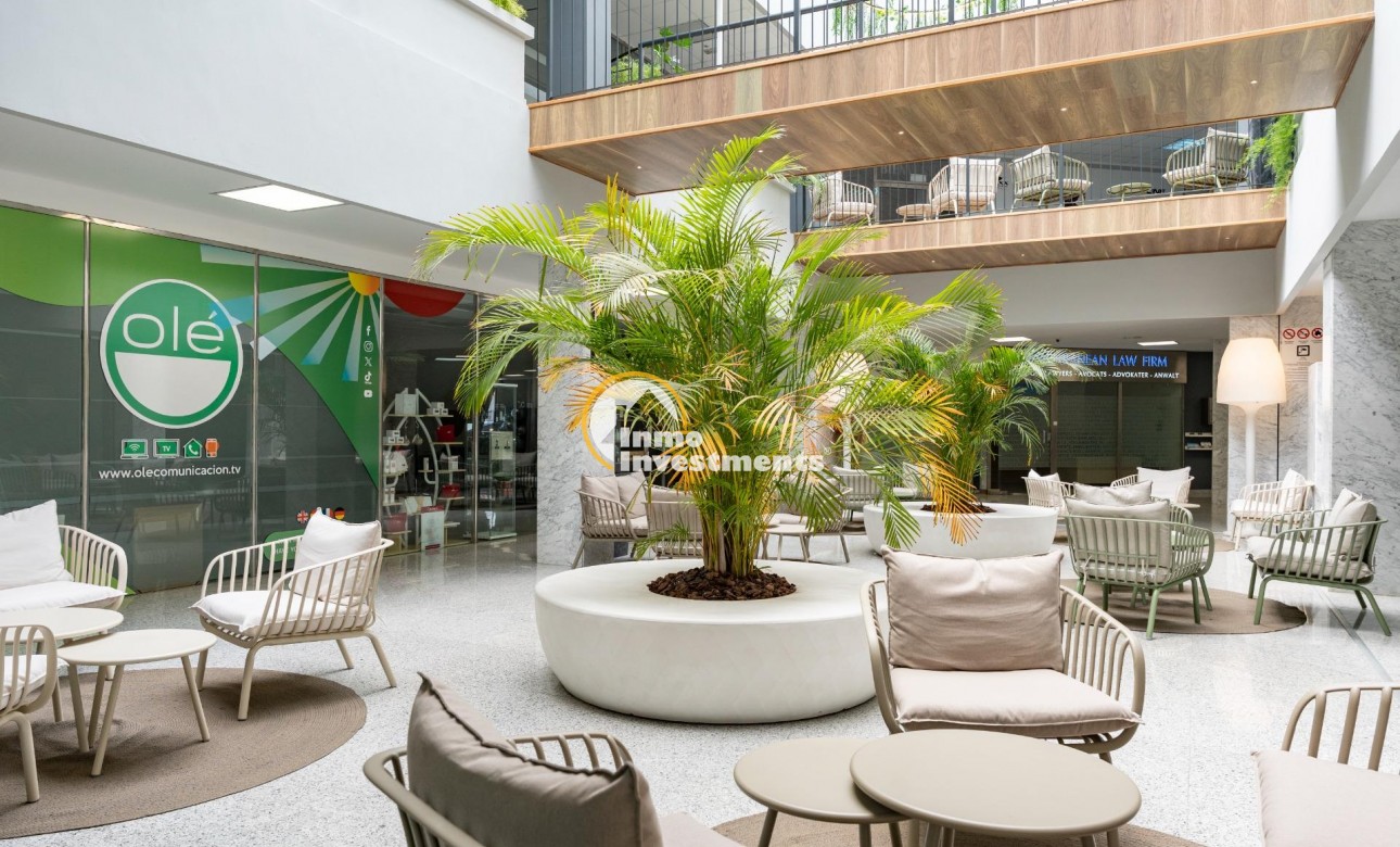 Long term rental - Commercial - Orihuela Costa - Playa Flamenca