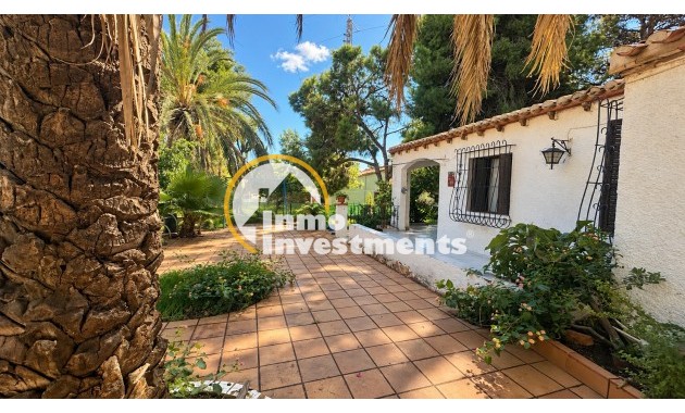 Resale - Villa - Orihuela Costa - Punta Prima