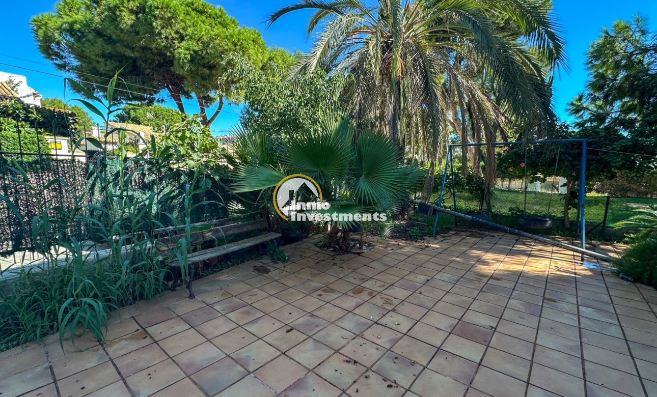 Resale - Villa - Orihuela Costa - Punta Prima