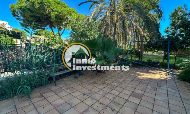 Resale - Villa - Orihuela Costa - Punta Prima