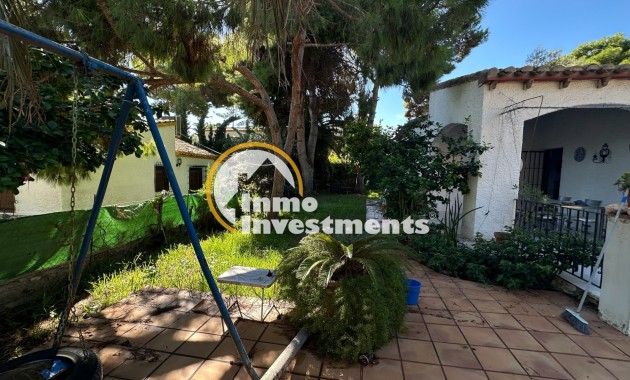 Resale - Villa - Orihuela Costa - Punta Prima