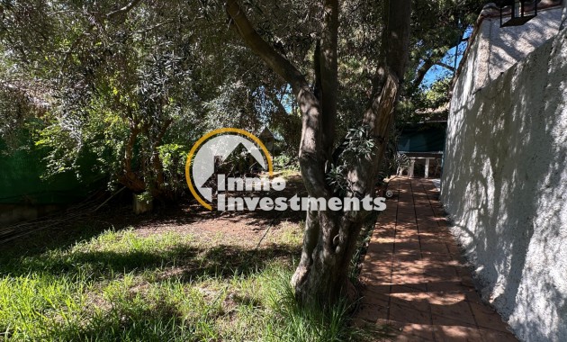 Resale - Villa - Orihuela Costa - Punta Prima