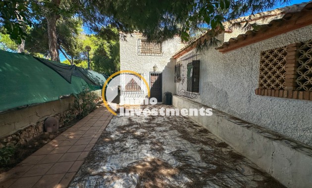Resale - Villa - Orihuela Costa - Punta Prima