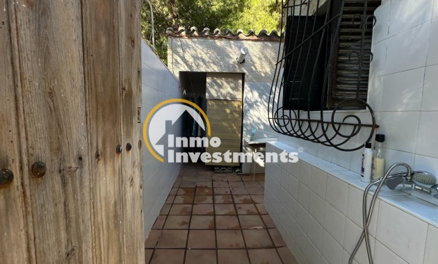 Resale - Villa - Orihuela Costa - Punta Prima