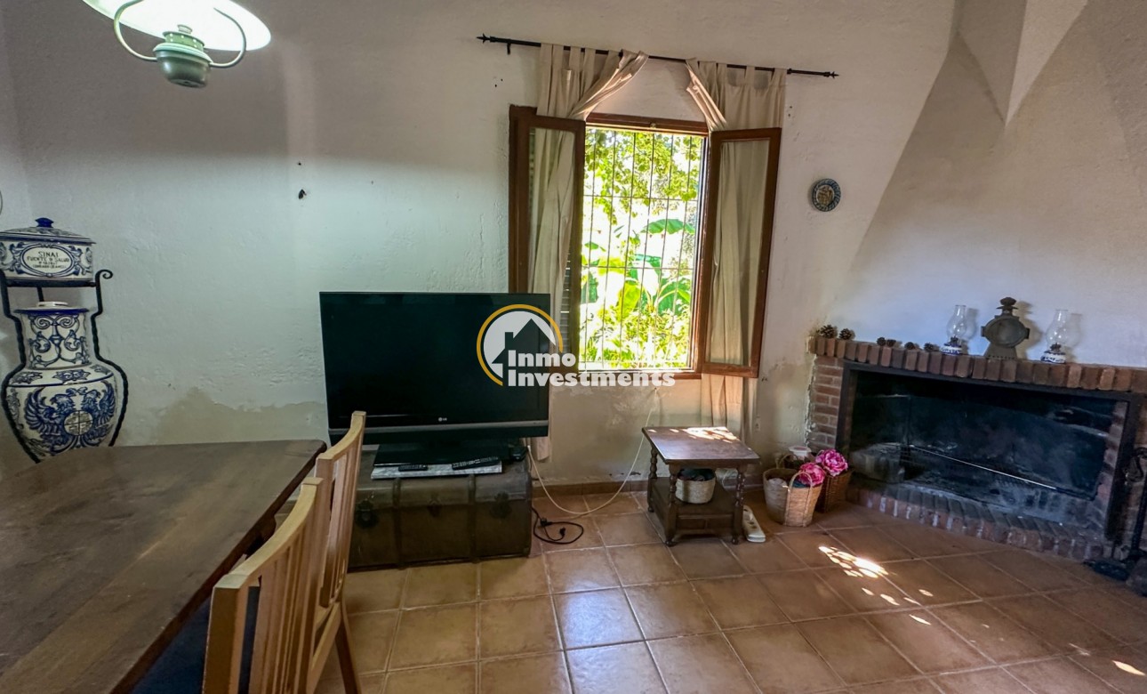 Resale - Villa - Orihuela Costa - Punta Prima
