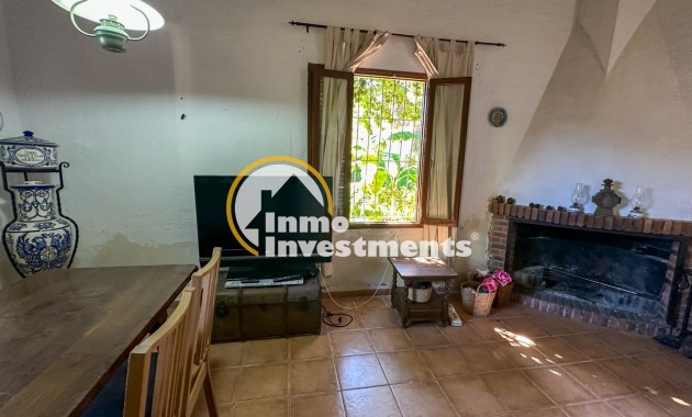 Resale - Villa - Orihuela Costa - Punta Prima