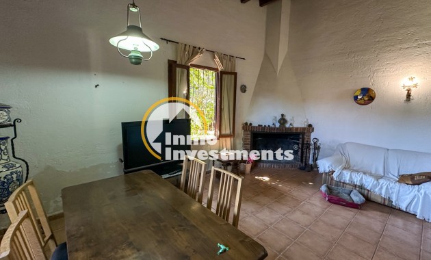 Resale - Villa - Orihuela Costa - Punta Prima