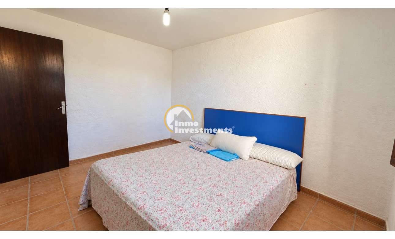 Resale - Villa - Orihuela Costa - Punta Prima