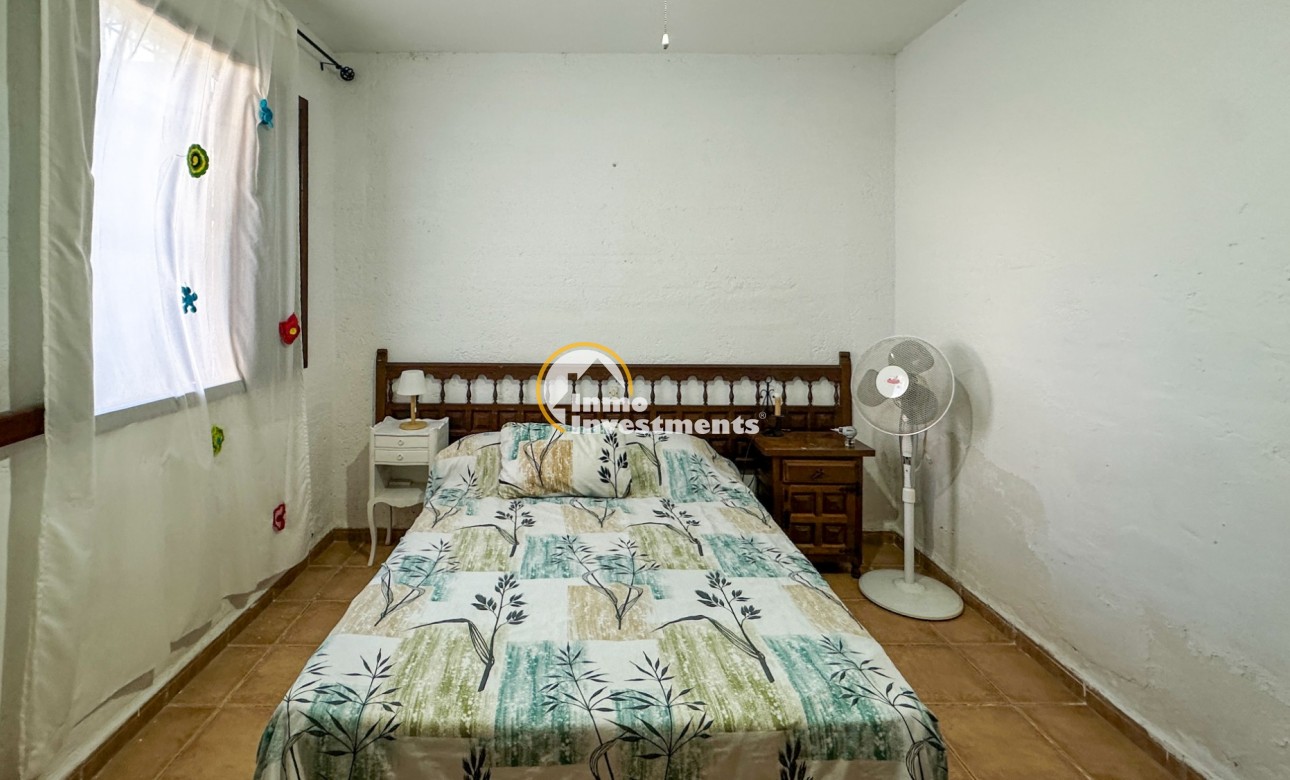 Resale - Villa - Orihuela Costa - Punta Prima