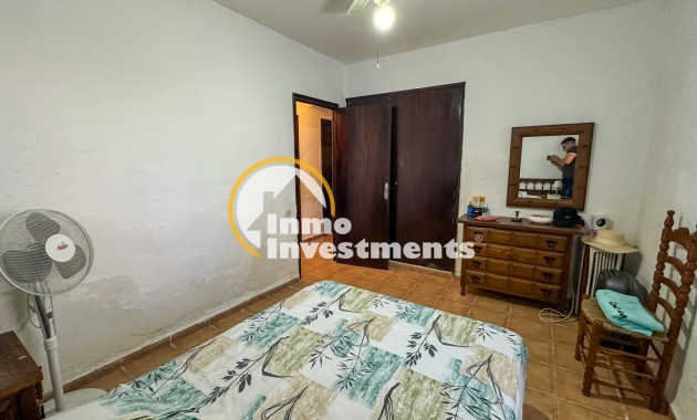 Resale - Villa - Orihuela Costa - Punta Prima