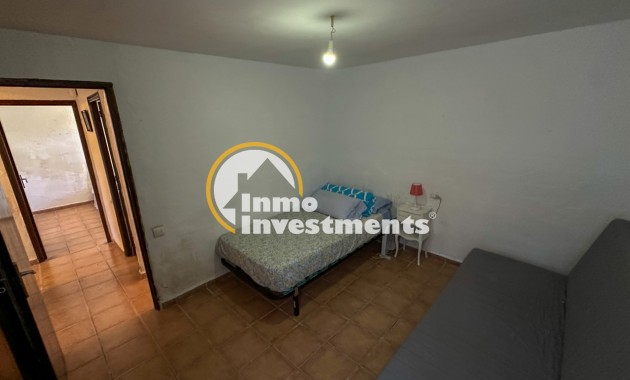 Resale - Villa - Orihuela Costa - Punta Prima