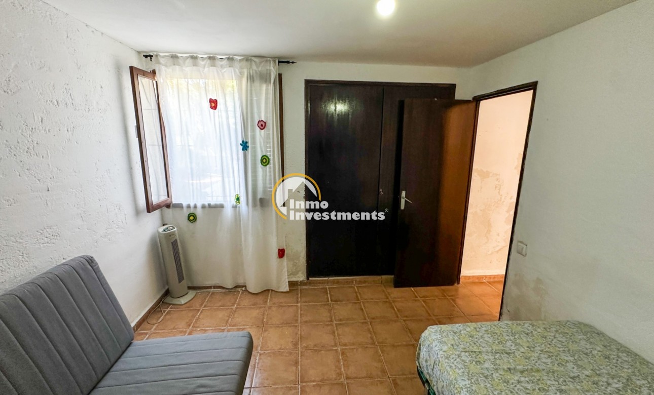Resale - Villa - Orihuela Costa - Punta Prima