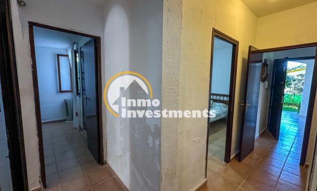 Resale - Villa - Orihuela Costa - Punta Prima
