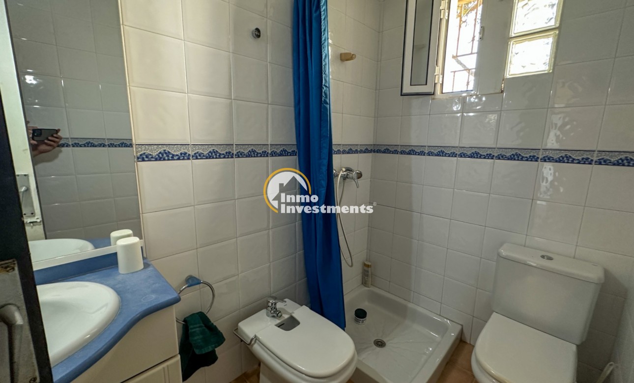Resale - Villa - Orihuela Costa - Punta Prima
