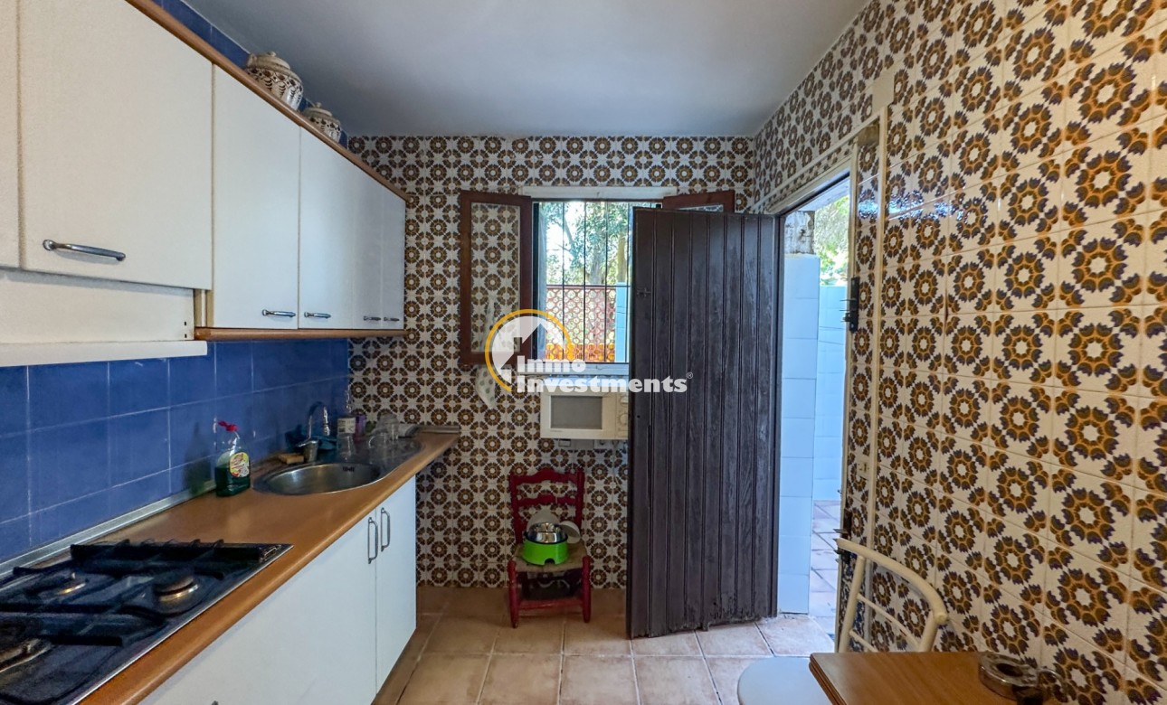 Resale - Villa - Orihuela Costa - Punta Prima