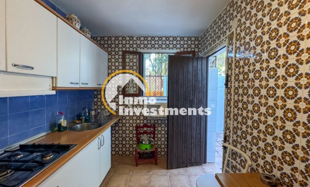 Resale - Villa - Orihuela Costa - Punta Prima